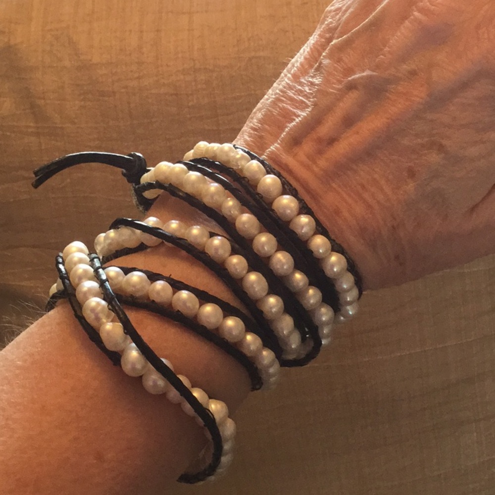 Multi wrap GENUINE PEARL & LEATHER BOHO bracelet